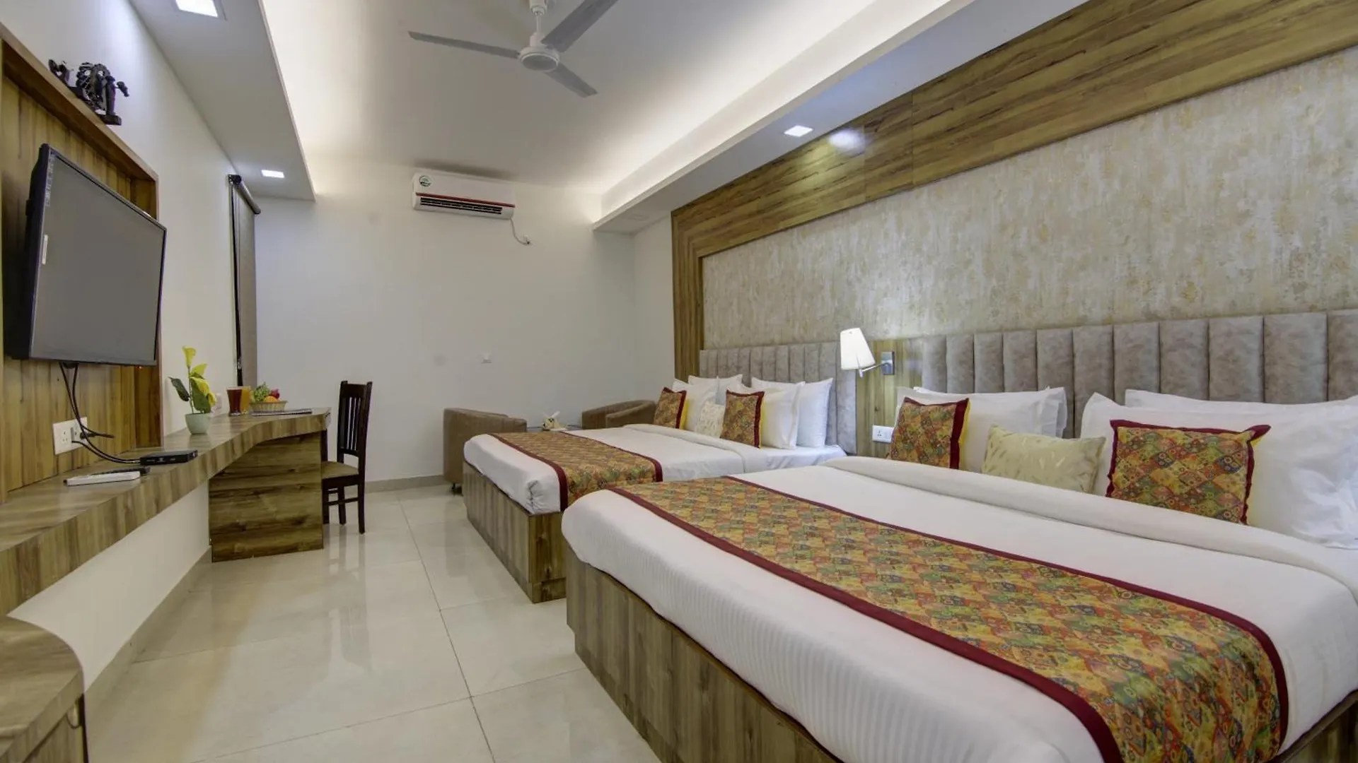 Hotel Park Tree - Igi Airport A Unit Of Prithvi Palace New Delhi