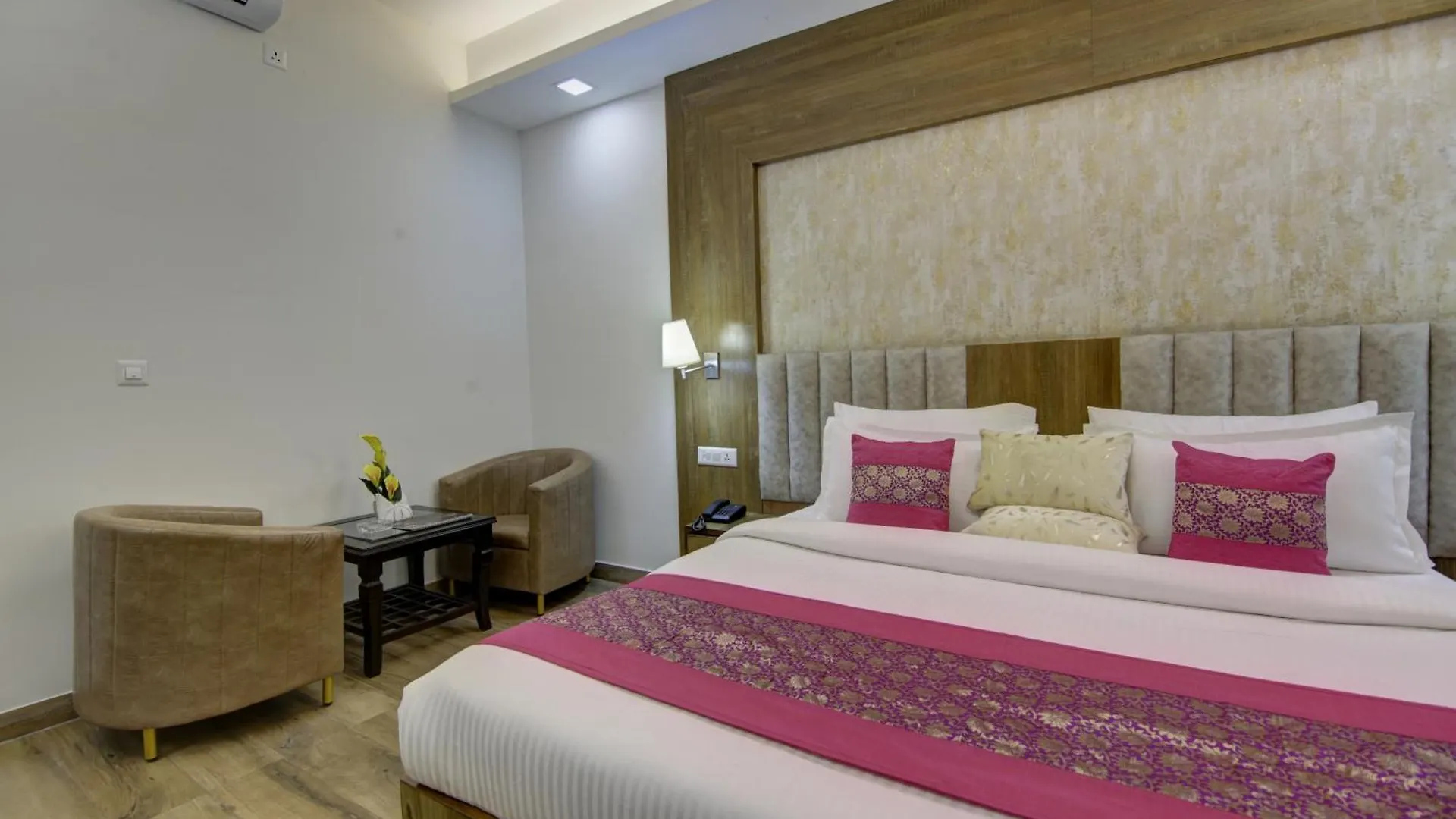 Hotel Park Tree - Igi Airport A Unit Of Prithvi Palace New Delhi India