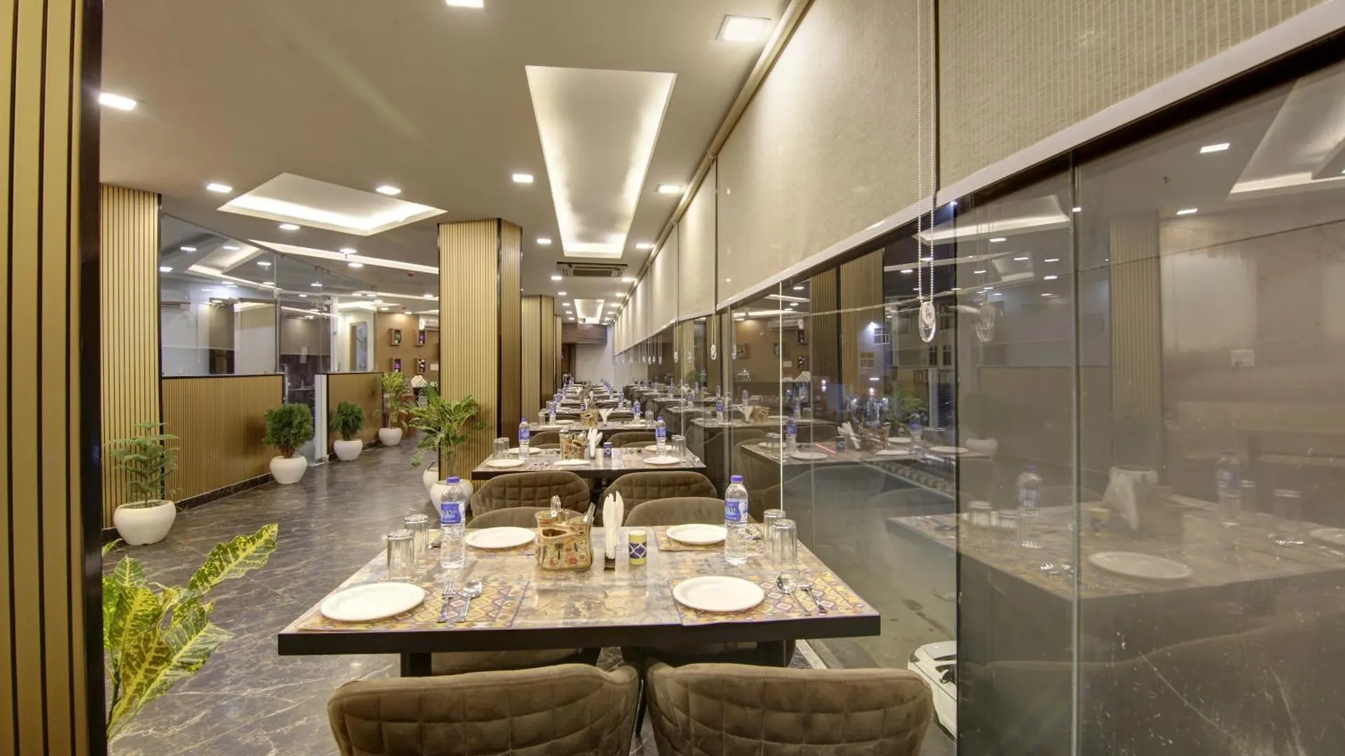 Hotel Park Tree - Igi Airport A Unit Of Prithvi Palace New Delhi